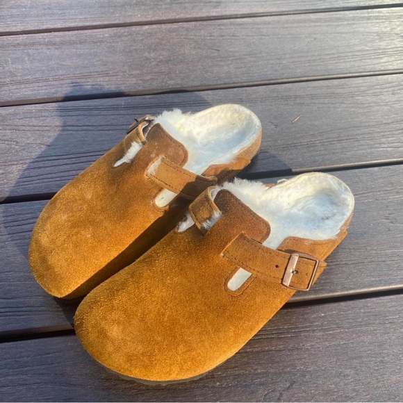BIRKENSTOCK Boston Shearling Clogs - Picture 1 of 8